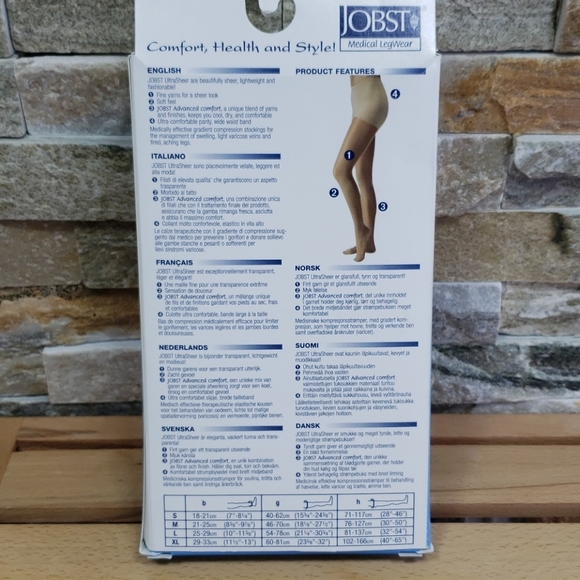 JOBST Compression Pantyhose 15-20mmHg Closed Toe - Picture 4 of 5